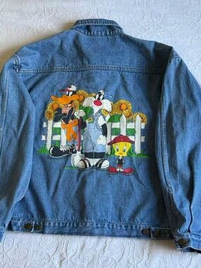 Vintage Denim Jacket Looney Tunes Embroidery Size L